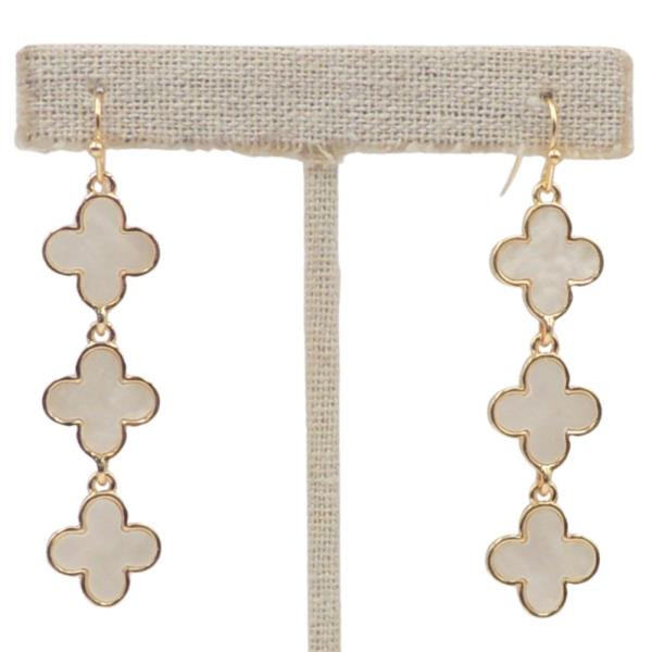 TRIPLE CLOVER DANGLE EARRING