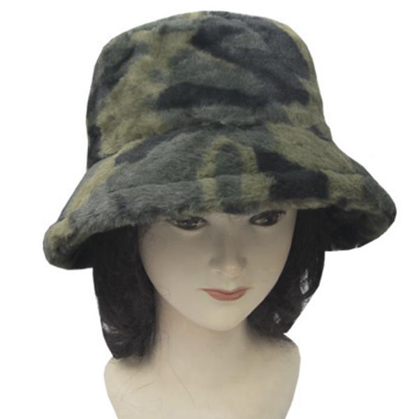 CAMOUFLAGE FAUX FUR BUCKET HAT