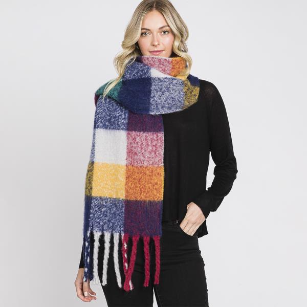 MULTI COLOR PLAID SCARF W/FRINGE