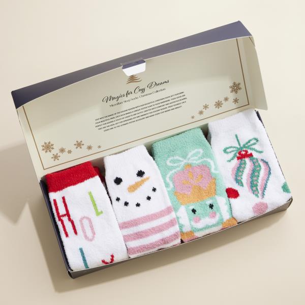 CHRISTMAS COZY SLEEP SOCKS 4 PAIR GIFT SET