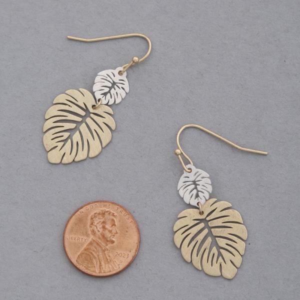 WESTERN STYLE LEAF METAL DANGLE EARRING