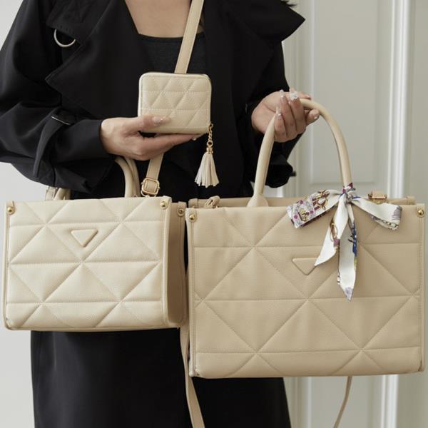 3IN1 QUILTED SCARF HANDLE SATCHEL W MATCHING BAG AND WALLET SET