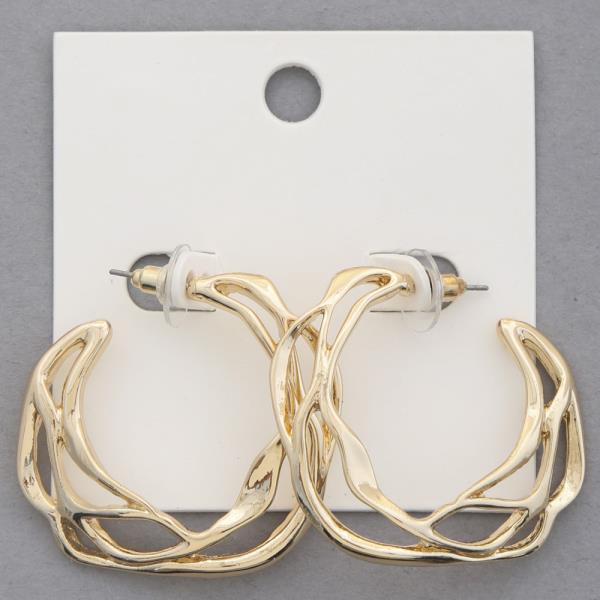 METAL OPEN HOOP EARRING