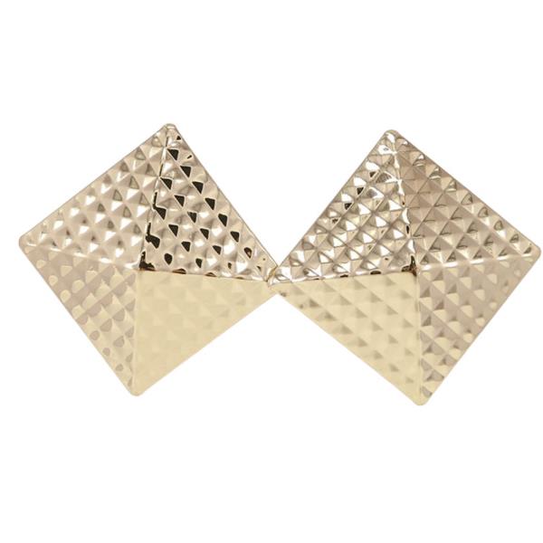 TEXTRUED SQUARE EARRING