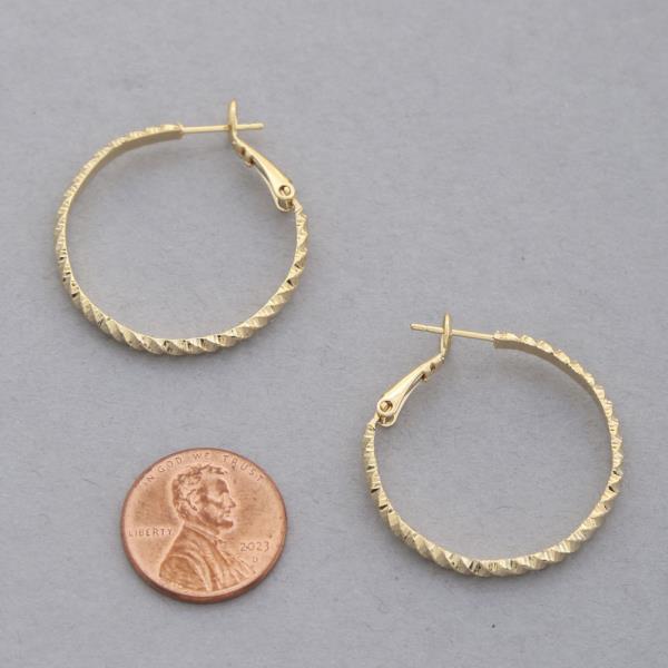 14K GOLD DIPPED TEXTURED HOOP EARRING