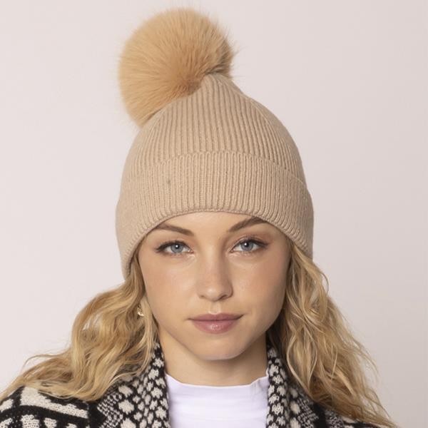 SOLID KNIT BEANIE W POM