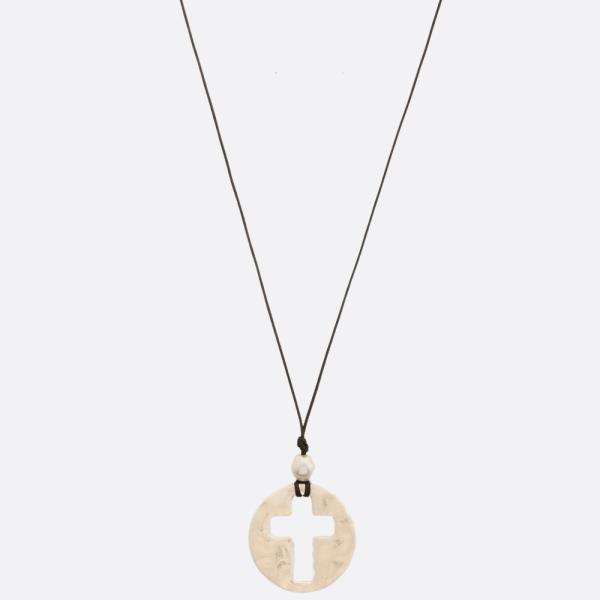 ROUND CROSS MEDALLION PENDANT PEARL BEAD NECKLACE