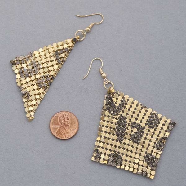 SOFT METAL ANIMAL PRINT DANGLE EARRING