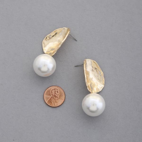 METAL PEARL EARRING