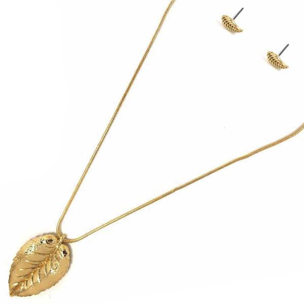 METAL LEAF PENDANT NECKLACE EARRING SET