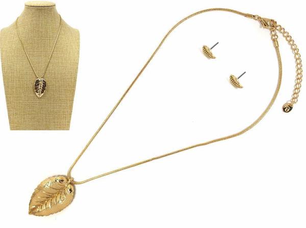 METAL LEAF PENDANT NECKLACE EARRING SET