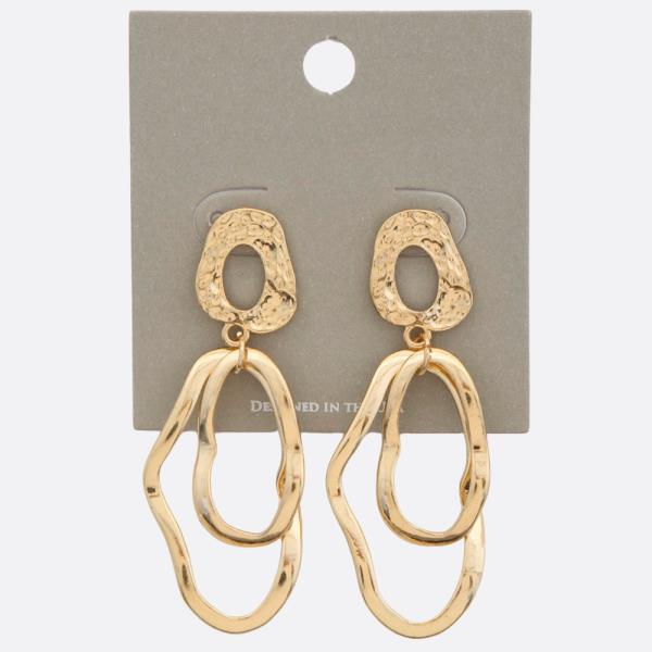 HAMMERED METAL DOUBLE OVAL LINK DANGLE EARRING