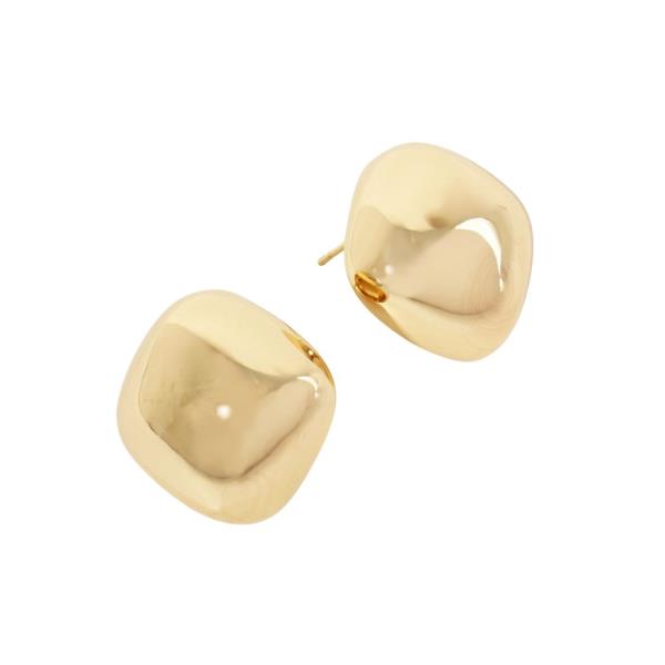 METAL PUFFY SQUARE STUD EARRING