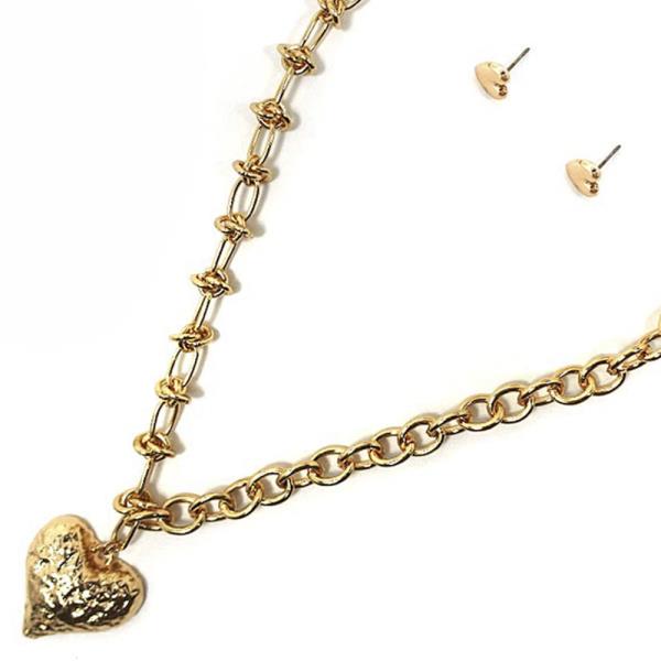 METAL CHAIN HEART PENDANT NECKLACE EARRING SET