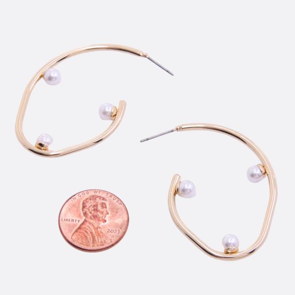 SODAJO OPEN OVAL PEARL BEAD GOLD DIPPED EARRING