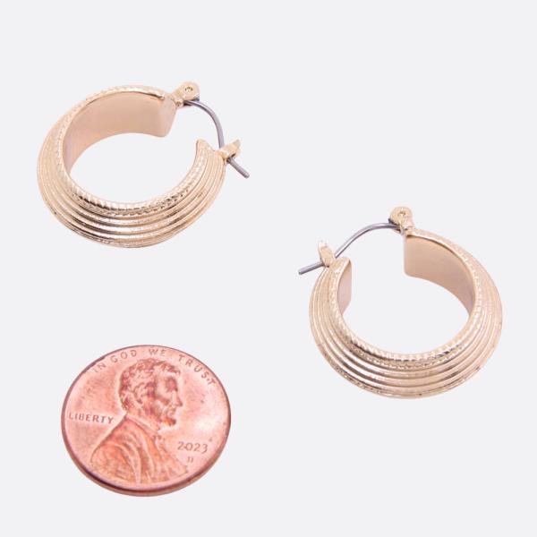 SODAJO LINED HOOP GOLD DIPPED EARRING