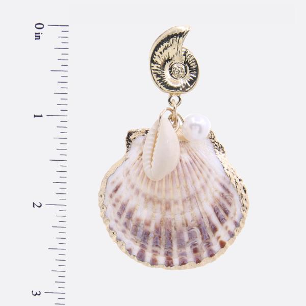 SEASHELL DANGLE EARRING