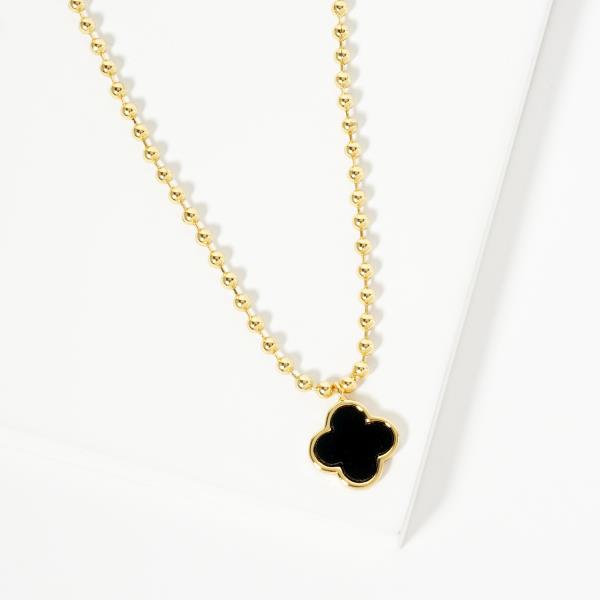 GOLD DIPPED CLOVER PENDANT NECKLACE