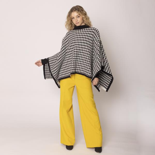 HOUNDSTOOTH KNIT PONCHO