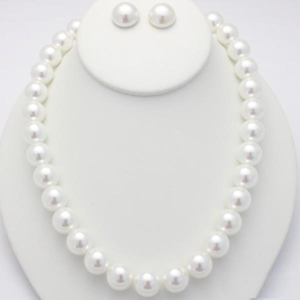 PEARL NECKLACE EARRING SET