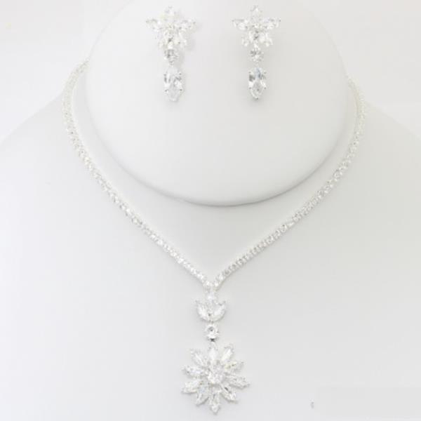 FLOWER RHINESTONE NECKLACE EARRING SET