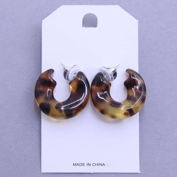 ACETATE TORTOISE PATTERN OPEN HOOP EARRING