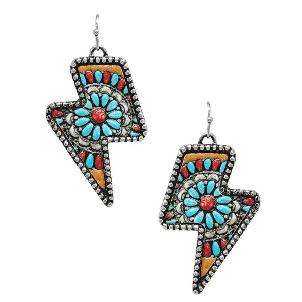 WESTERN STYLE TOOLED LEATHER LIGHTENING EARRING