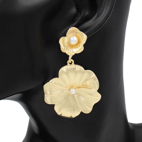 METAL WIDE FLOWER DANGLE EARRING