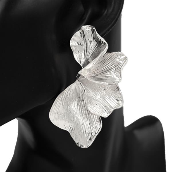 METAL FLOWER POST EARRING