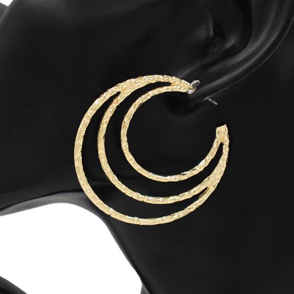 METAL TRIPLE C HOOP EARRING