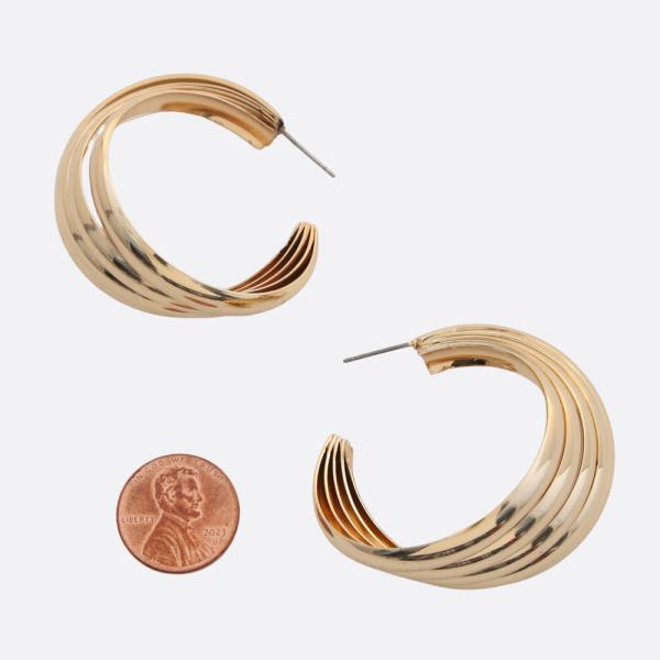 MULTI OPEN HOOP METAL EARRING