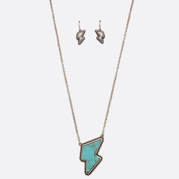 WESTERN STYLE TURQUOISE LIGHTNING BOLT PENDANT NECKLACE