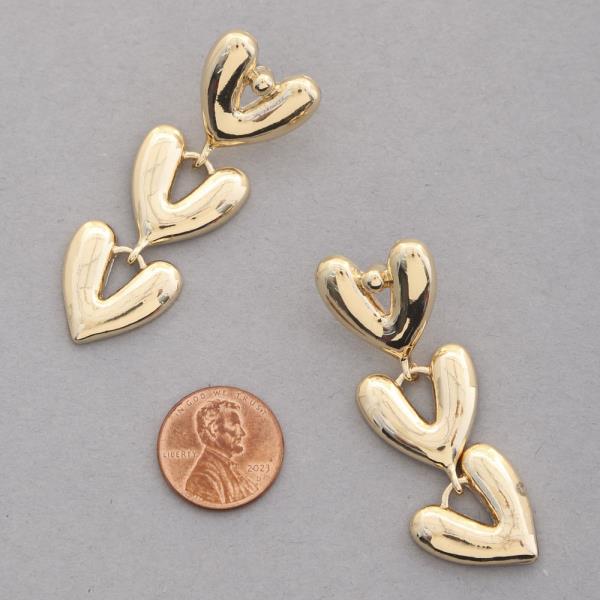 TRIPLE HEART DANGLE METAL EARRING