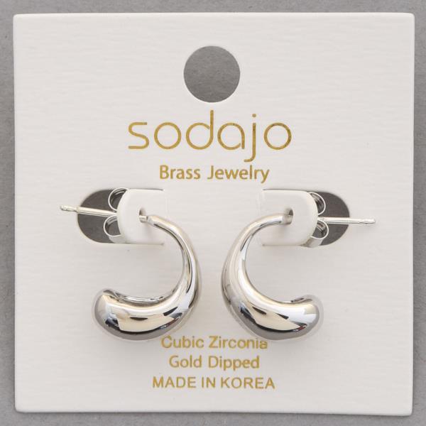 SODAJO OPEN METAL GOLD DIPPED EARRING