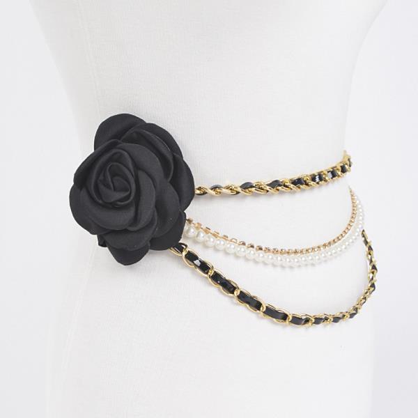 TWO FLOWERS MULTI LAYERED PLUS SIZE CHAIN BELT