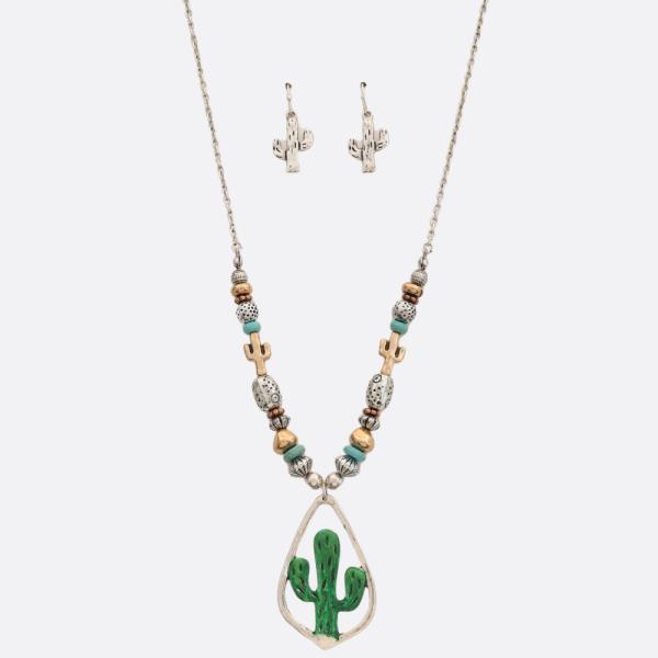 CACTUS PENDANT BEADED NECKLACE