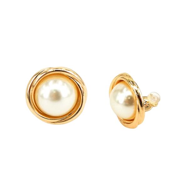 PEARL ROUND CLIP ON EARRING