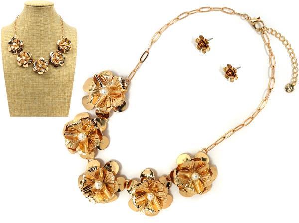 FLOWER PEARL METAL NECKLACE