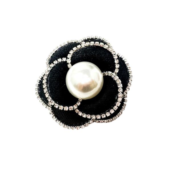 PEARL FLOWER BROOCH