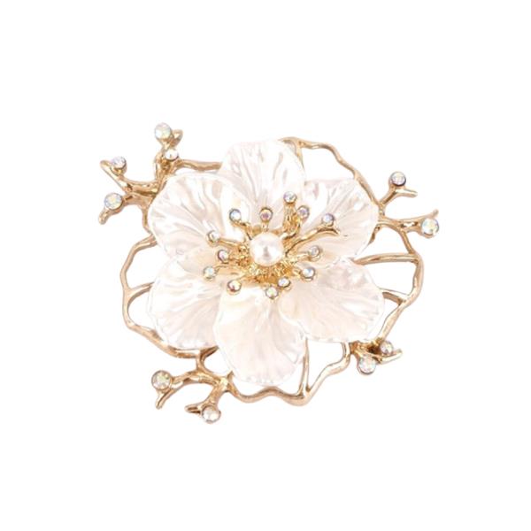 METAL PEARL FLOWER BROOCH