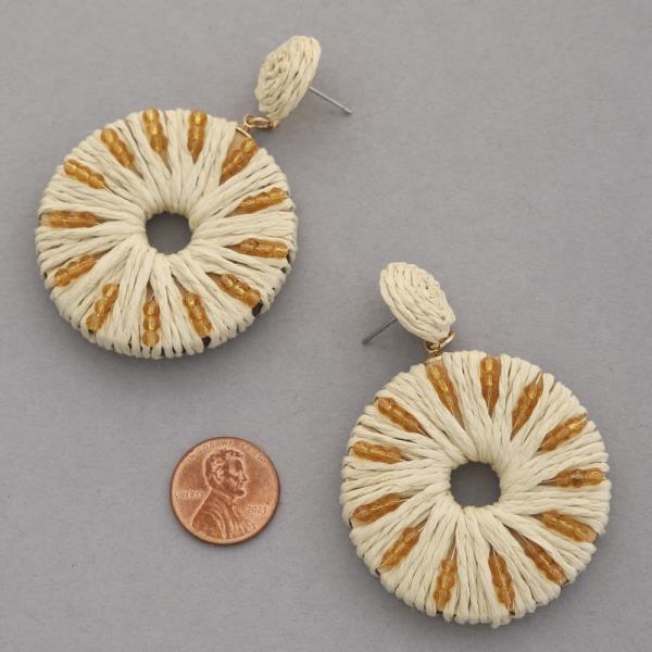 RAFFIA BEADED ROUND DANGLE EARRING