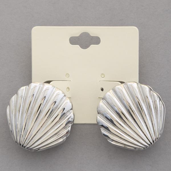 SEASHELL METAL EARRING