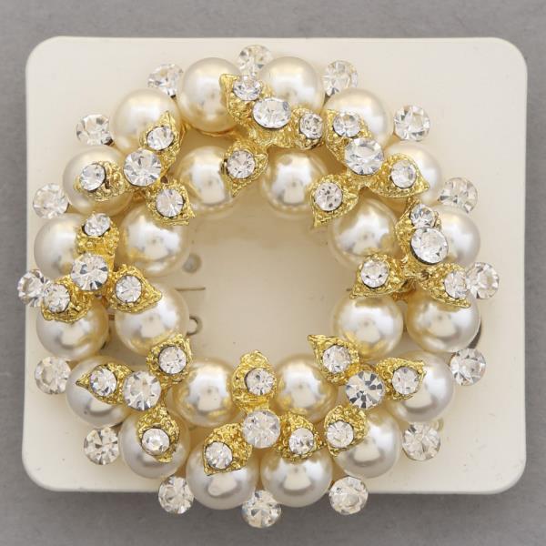 PEARL RHINESTONE ROUND BROOCH