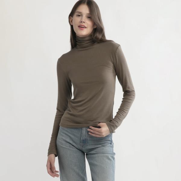 ULTRA STRETCH TENCEL HIGH NECK TOP