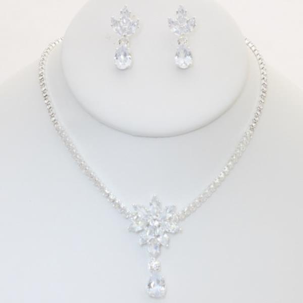 RHINESTONE FLOWER NECKLACE EARRING SET