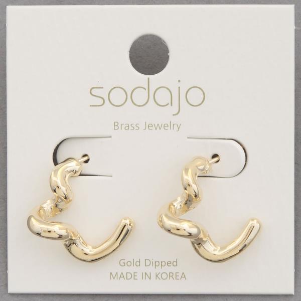 SODAJO WAVY METAL GOLD DIPPED EARRING