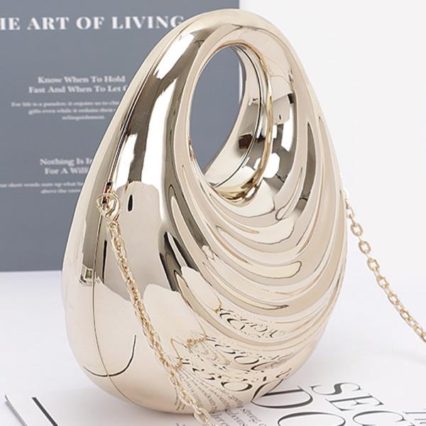 METALLIC ACRYLIC GLIDED CHAIN CLUTCH BAG