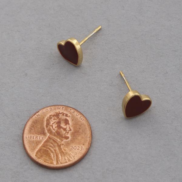 HEART SHAPE STUD EARRING