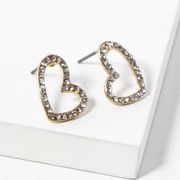 RHINESTONE HEART STUD EARRING