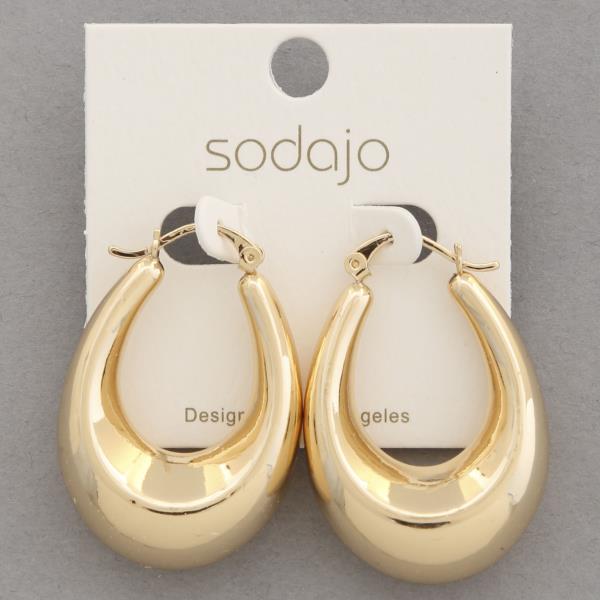 SODAJO OVAL METAL EARRING